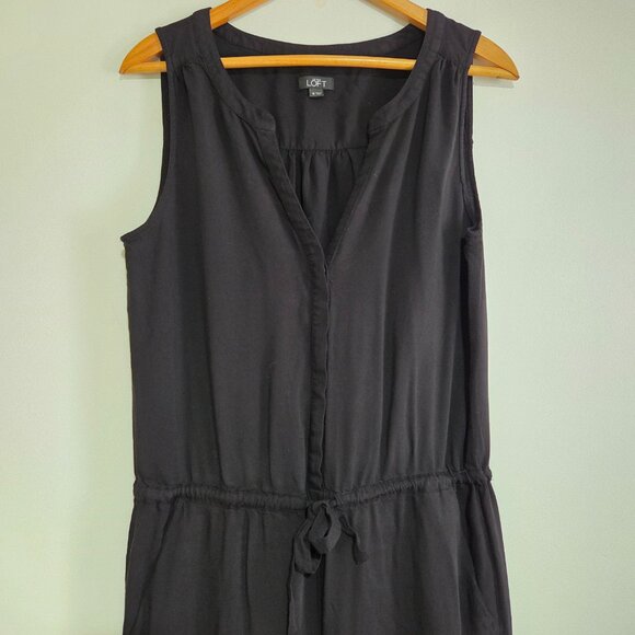 EUC LIKE NEW LOFT SLEEVELESS SPLIT V NECK BLACK SOFT JUMPSUIT SIZE 10 / M - Picture 3 of 16
